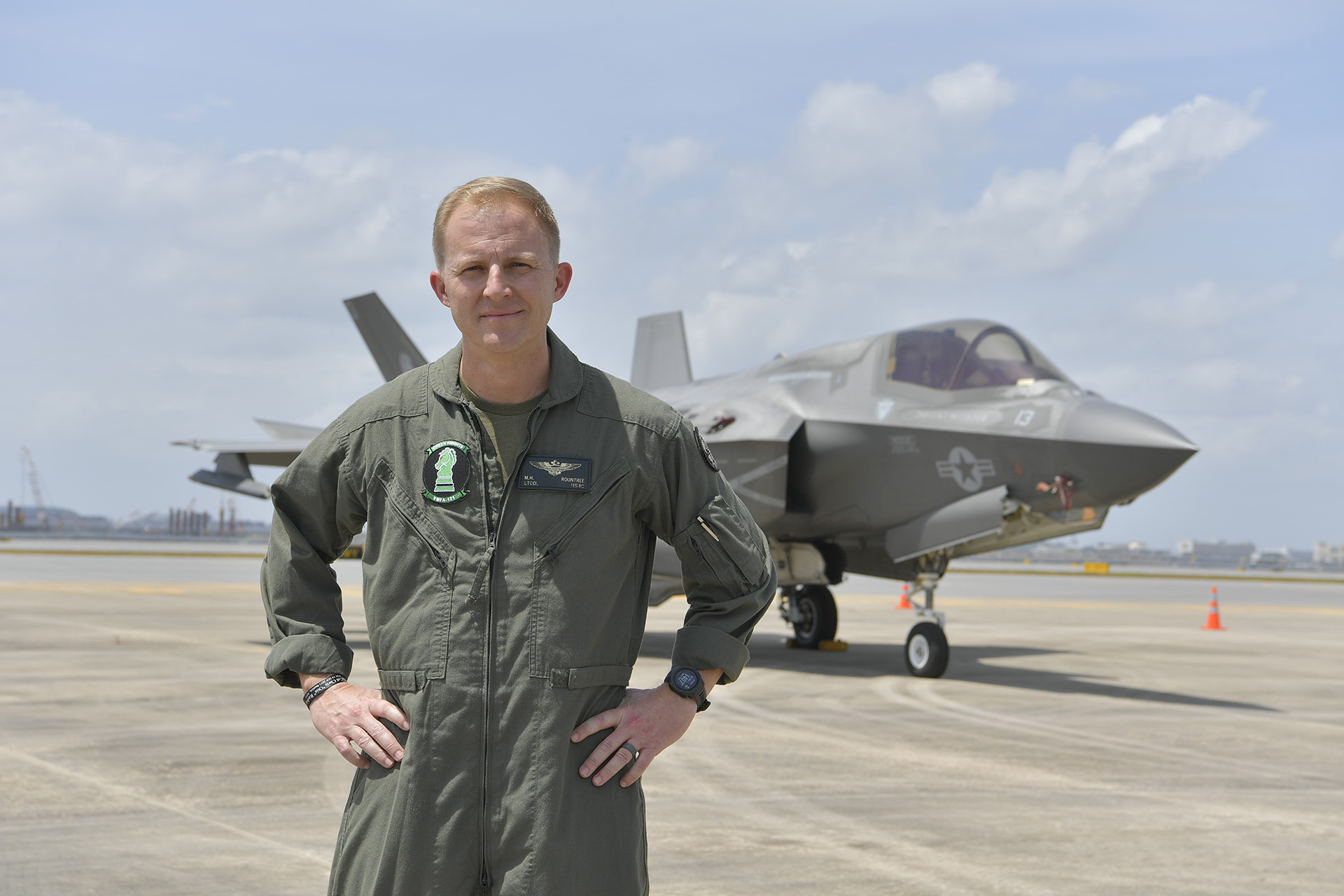 Michael Rountree PASUKAN BA YI DARI CHINA, JET PEJUANG F-35 DARI AS BAKAL MENGUJAKAN ...